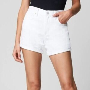 Blank Nyc The Perry mom shorts in white color